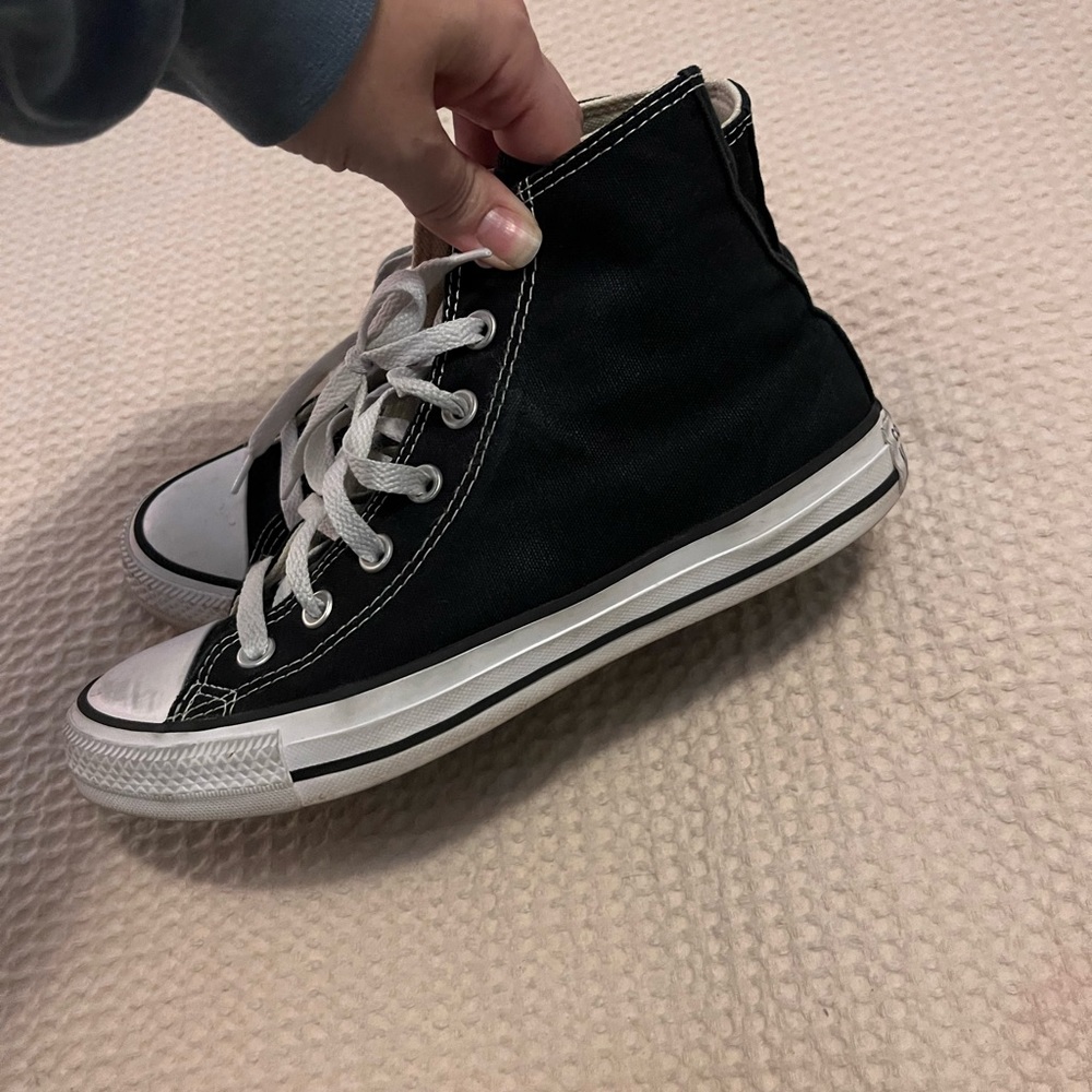 Black converse high tops